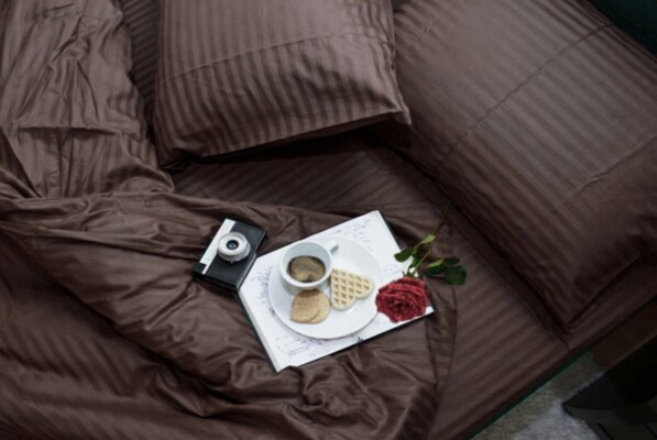 Комплект постельного белья Stripe LUX CHOCOLATE 1/1см