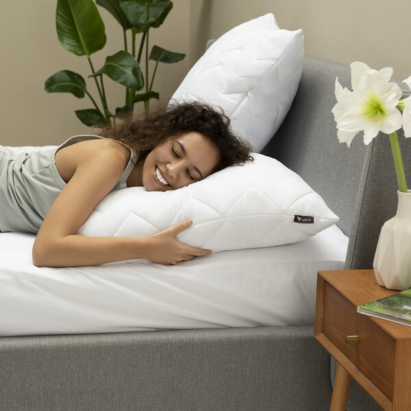 Подушка NORDIC COMFORT ТМ IDEIA 70 x 70 см білий - зображення 4