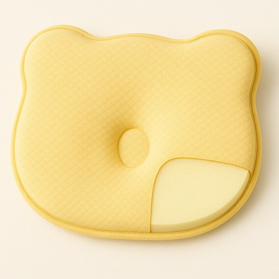 Подушка ортопедична дитяча BabyComfort 27 x 22 x 3 см, з ефектом пам’яті, жовта у формі ведмедика, ТМ PAPAELLA - зображення 1