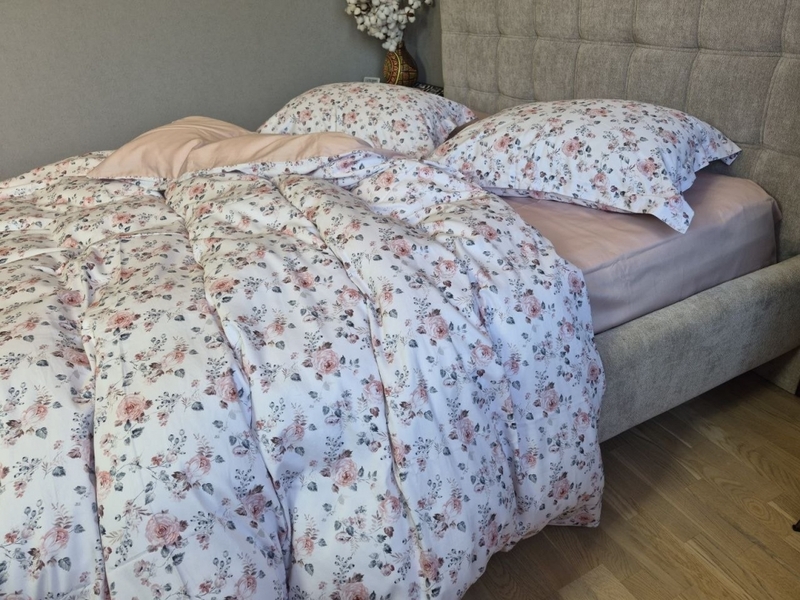 Комплект постельного белья Linda Сатин PREMIUM, нежно-розовый с цветами - изображение 8