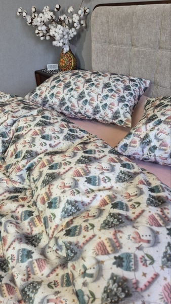 Комплект постільної білизни Шапуліпудра Turkish Flannel 5D зі сніговиками та шапками - зображення 5
