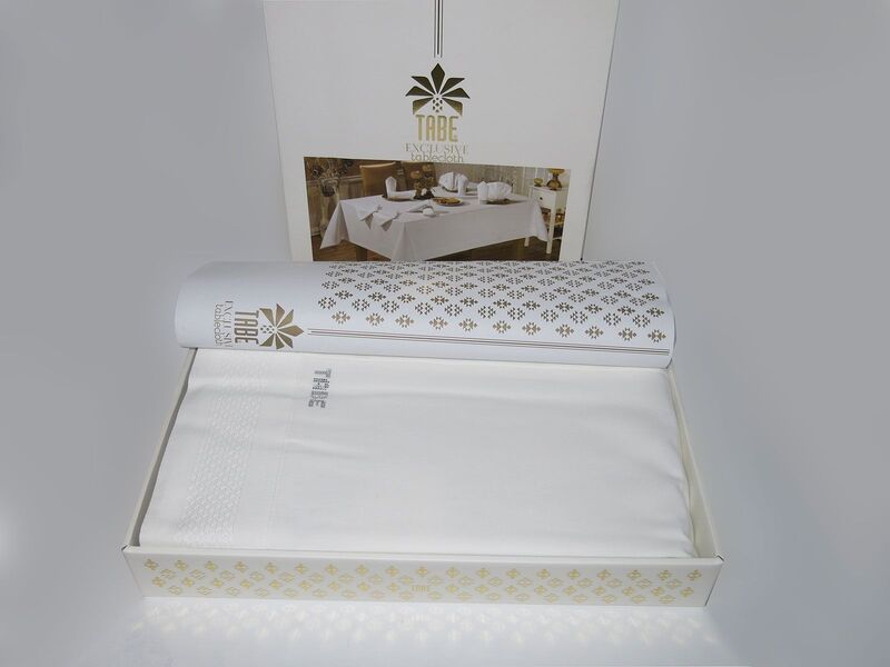 Скатертина Honey 160 x 220 см і 8 шт серветок, з вишивкою, ТМ Tabe - зображення 2