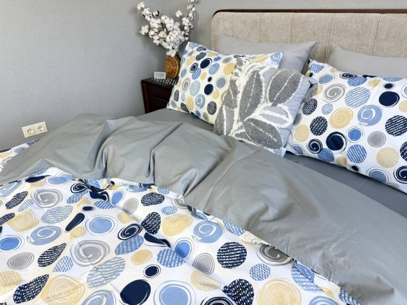 Комплект постельного белья Юлй Turkish Cotton, двусторонний, белый с яркими кругами - изображение 13