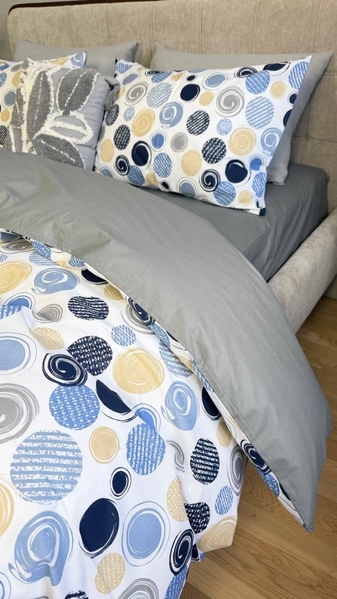 Комплект постельного белья Юлй Turkish Cotton, двусторонний, белый с яркими кругами - изображение 5